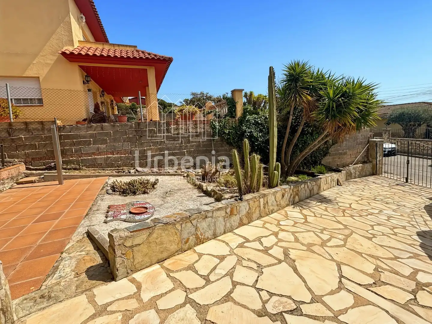 Vista exterior de Casa o xalet en venda en Tordera amb Calefacció i Terrassa