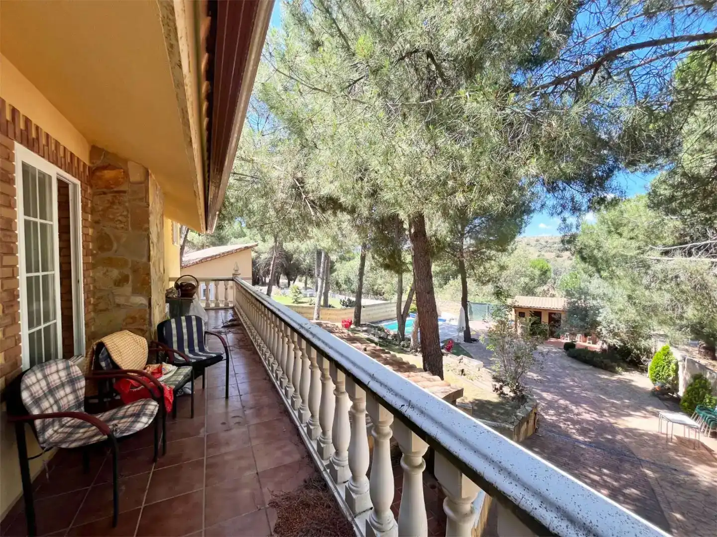 Vista exterior de Casa o xalet en venda en Villanueva del Pardillo amb Aire condicionat, Jardí privat i Parquet