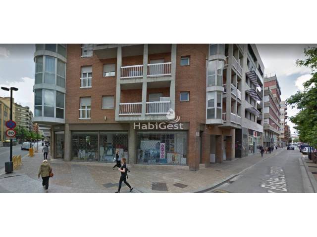 Garaje en Venta en LORENZANA en Eixample Nord