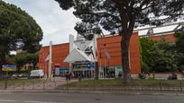 Vista exterior de Casa o xalet en venda en  Madrid Capital amb Aire condicionat, Calefacció i Jardí privat