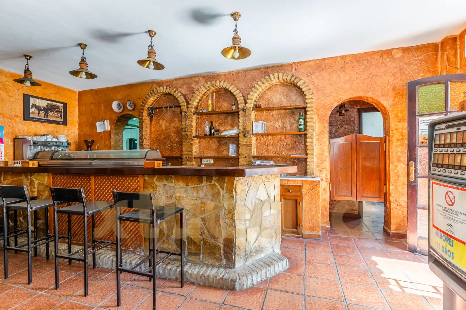 Geschaftsraum zum Verkauf in San Fernando mit Klimaanlage, Terrasse und Möbliert