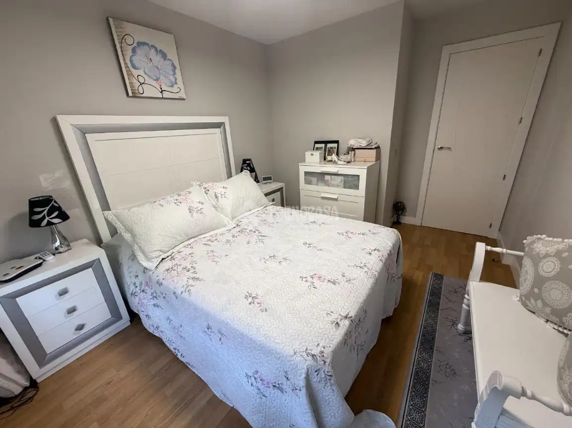 Habitación de Piso en venta en Madrid con Calefacción y Terraza