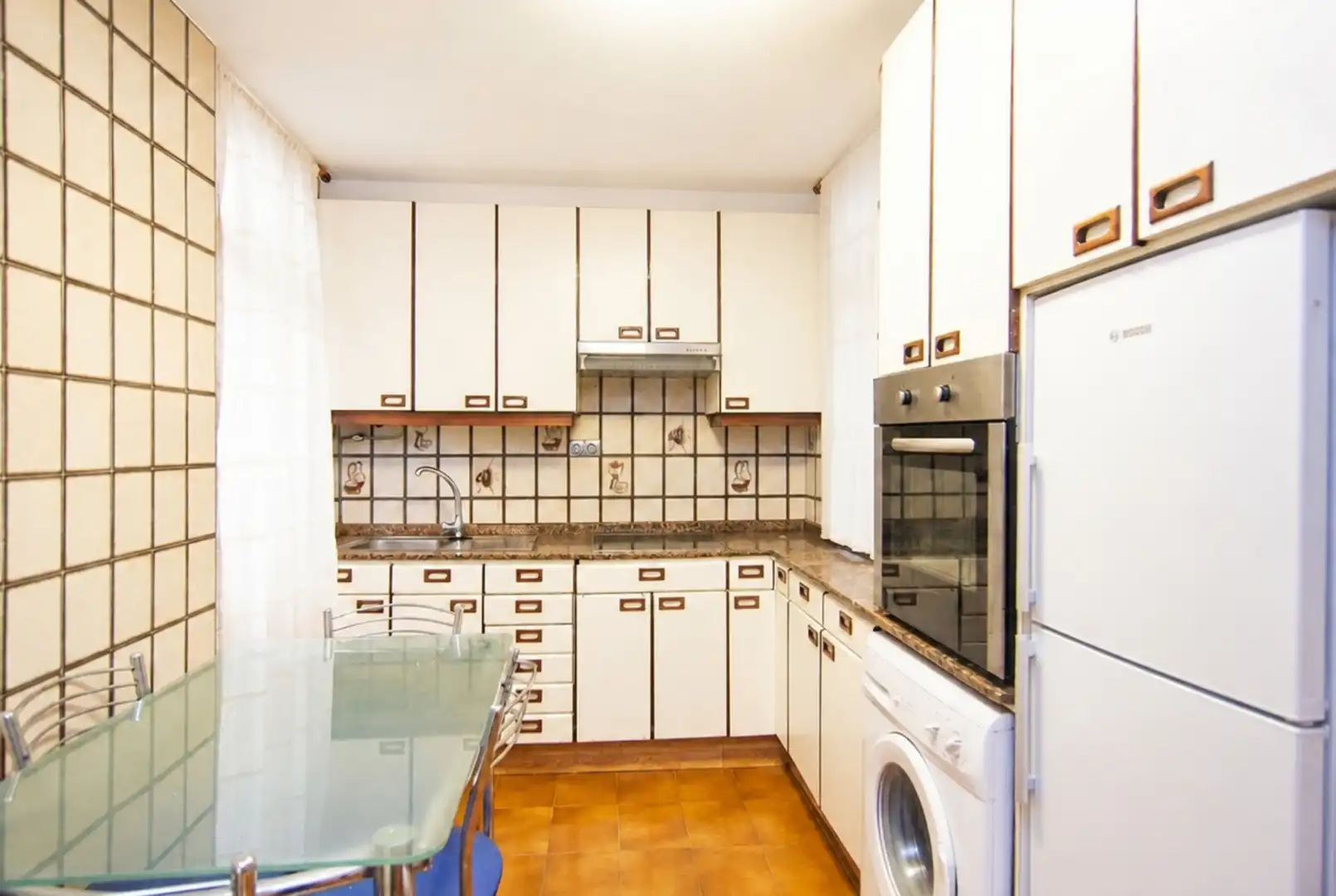 Cocina de Piso en venta en A Coruña Capital  con Parquet, Horno y Lavadora