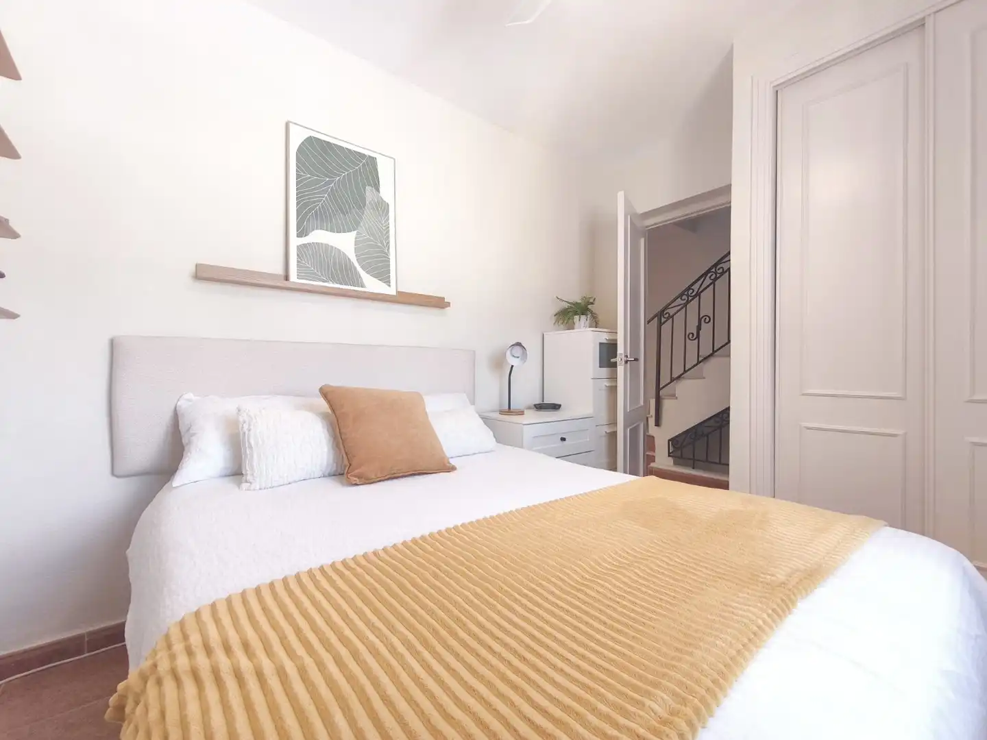 Habitación de Casa adosada en venta en Orihuela con Aire acondicionado, Piscina y Amueblado