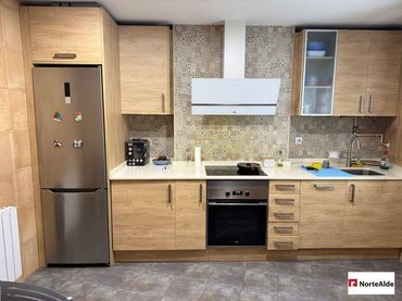 Flat with balcony for sale in Lasesarre