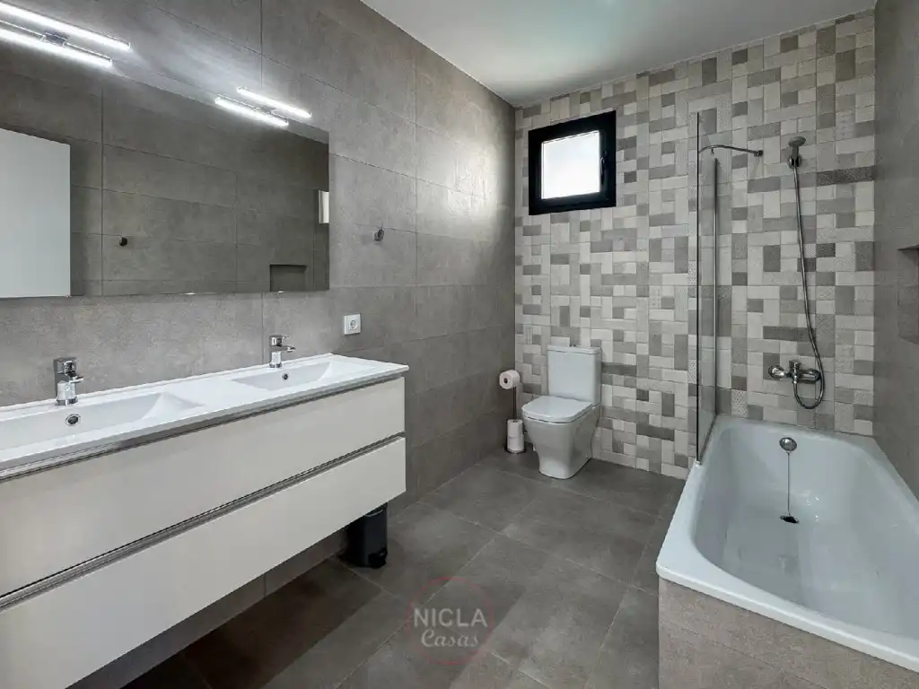 Casa con piscina en venta en Calle Olmos (Hn), imagen 22