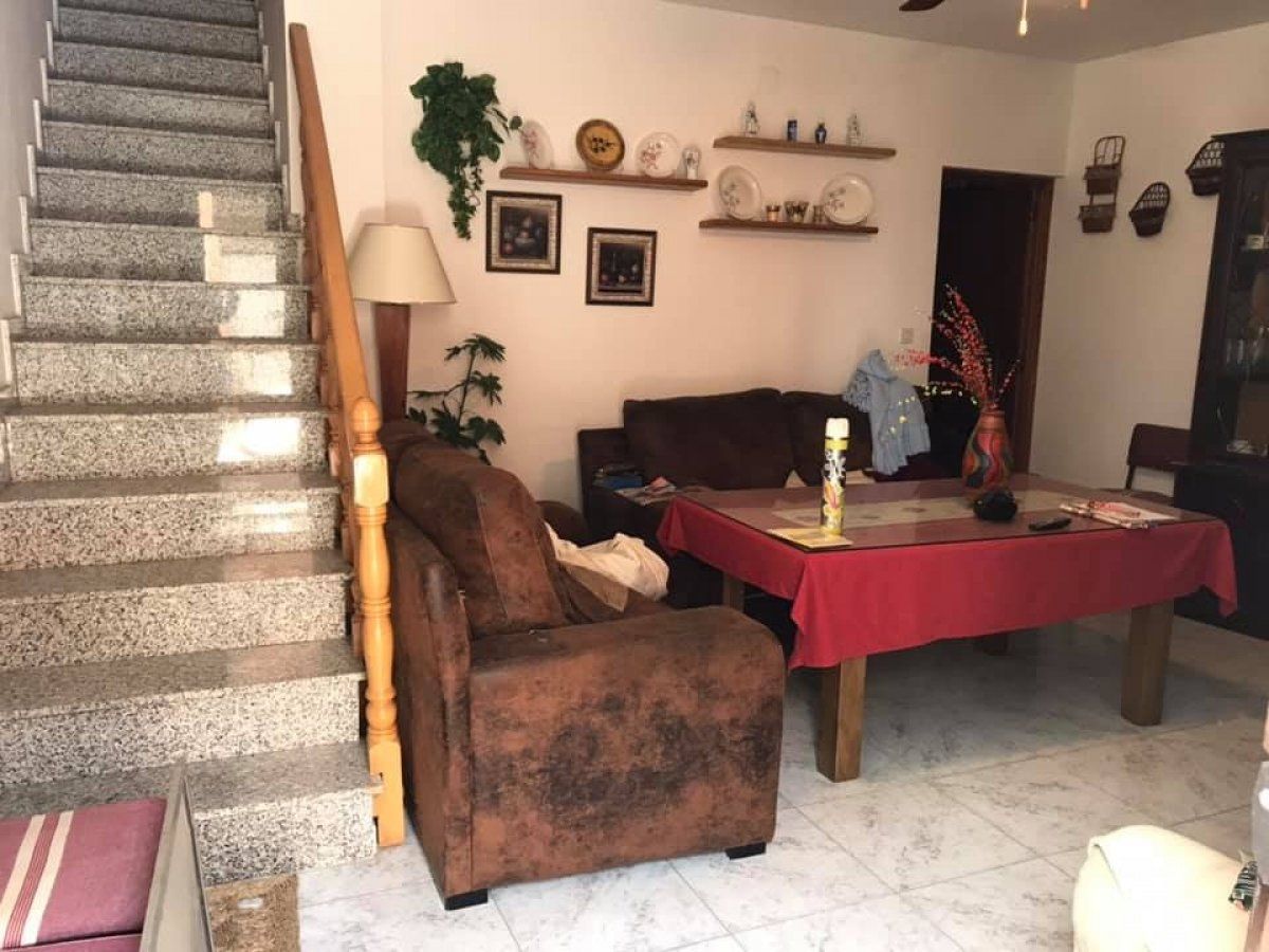 Sala d'estar de Dúplex en venda en Villanueva del Rey amb Aire condicionat i Traster