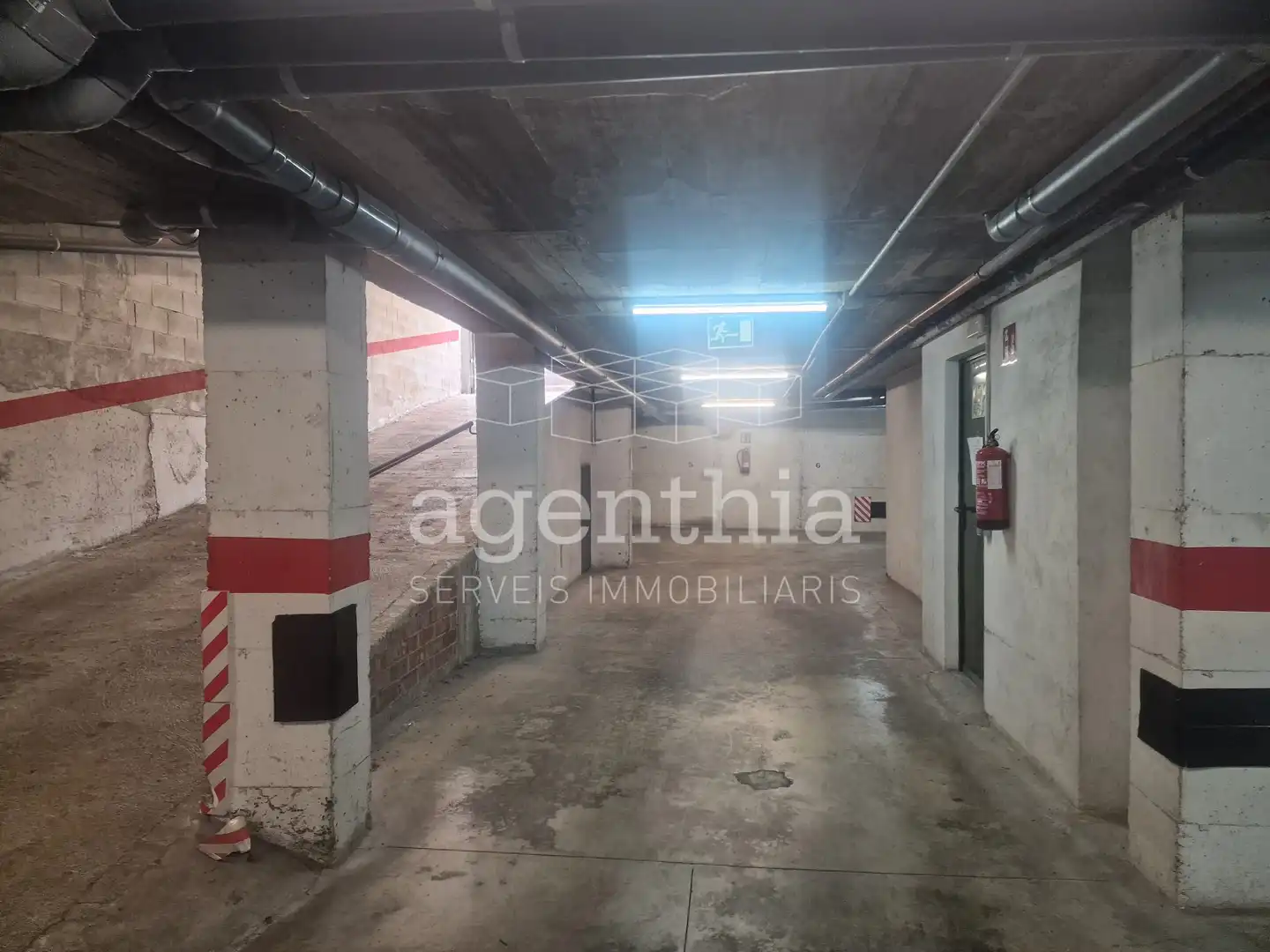 Garatge en venda en Girona