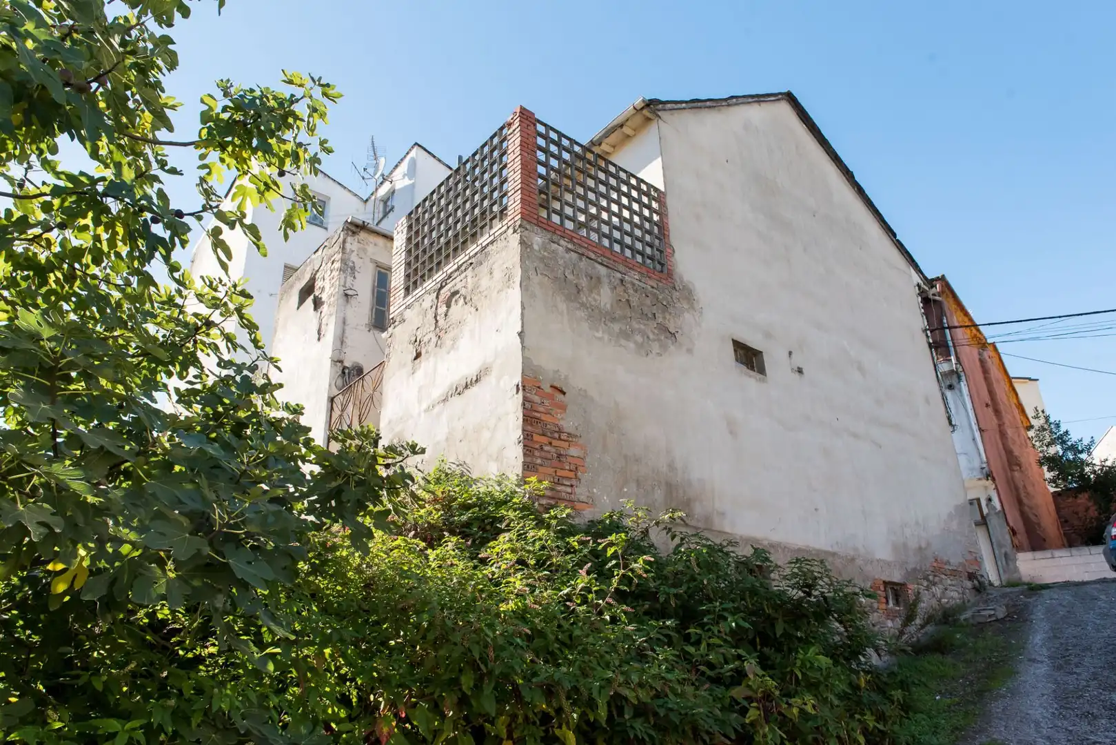 Außenansicht von Country house zum Verkauf in Toral de los Vados mit Heizung