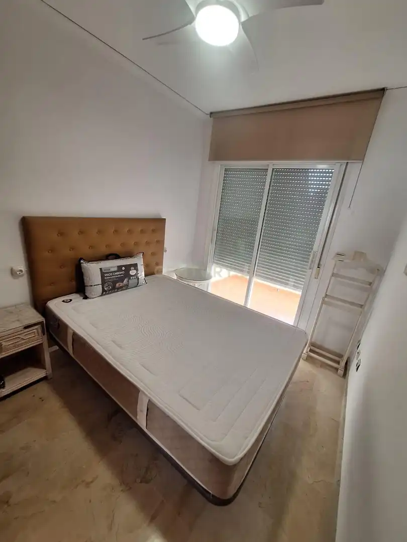 Habitación de Casa adosada de alquiler en Marbella con Aire acondicionado, Trastero y Piscina
