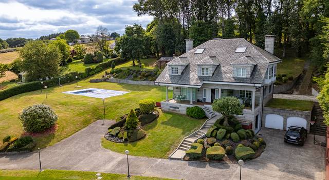 Casa-chalet en Venta en Parroquias del Oeste