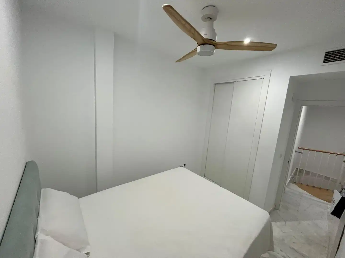 Schlafzimmer von Maisonette zum Verkauf in Sevilla mit Klimaanlage, Möbliert und Balkon