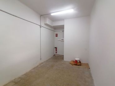 Local comercial en alquiler en Carrer de Rosés