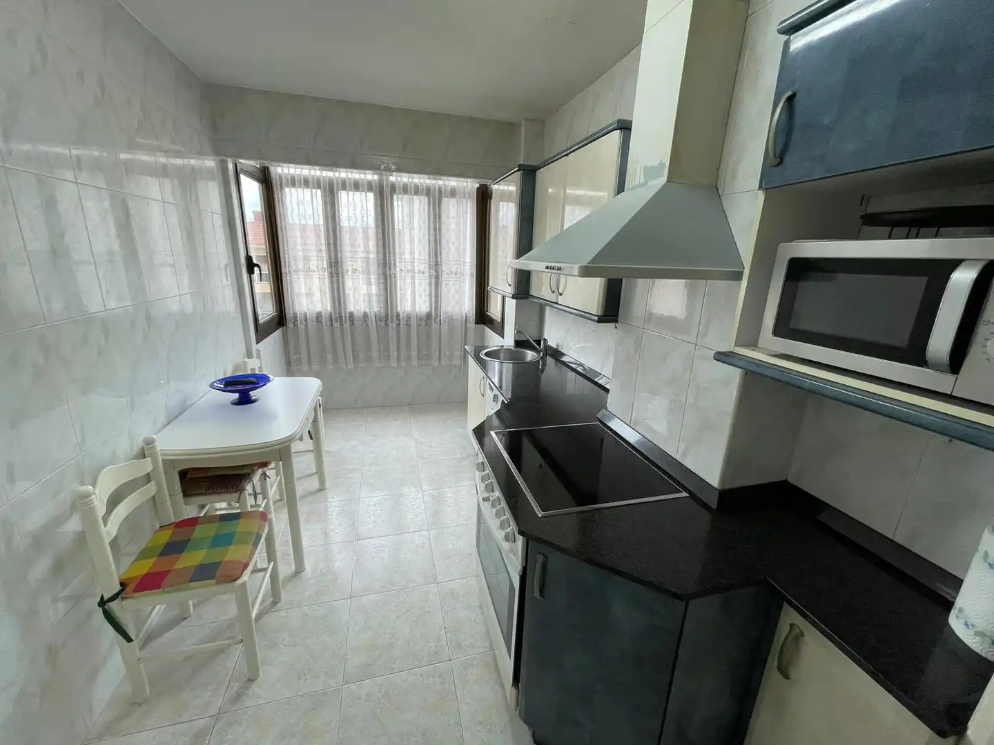 Cocina de Piso en venta en Barakaldo  con Calefacción, Amueblado y Horno