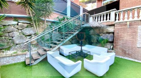 Foto 3 de Casa adosada de lloguer a Calle Vallespir, Alella, Barcelona