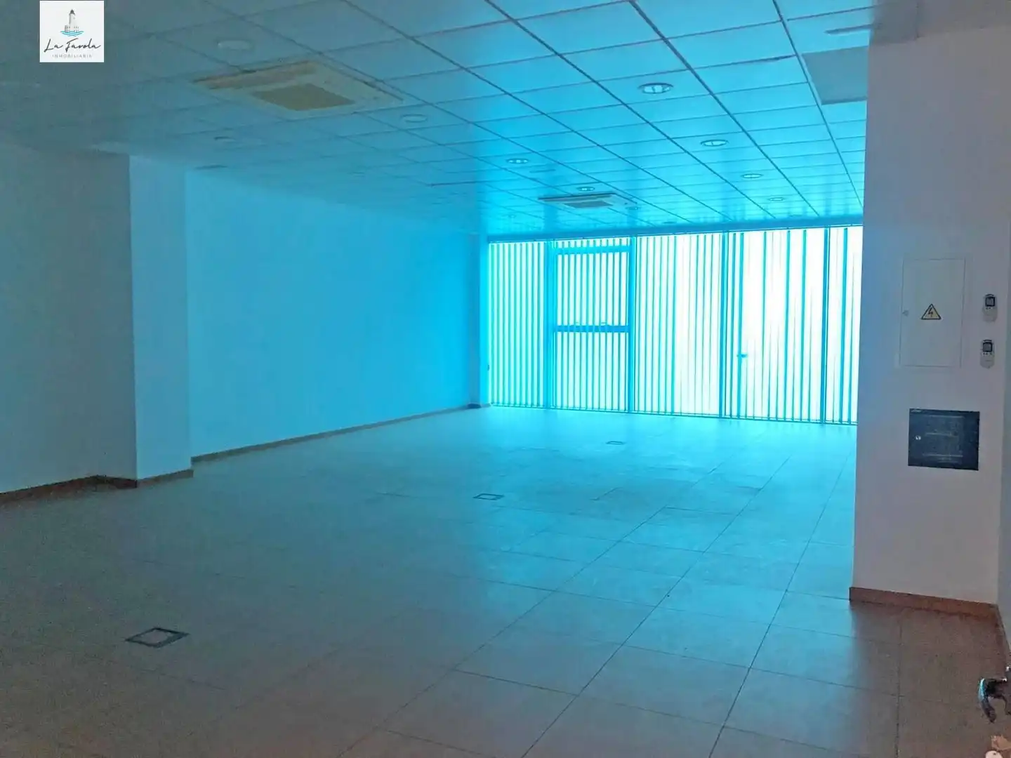 Oficina en venda en Antequera amb Aire condicionat