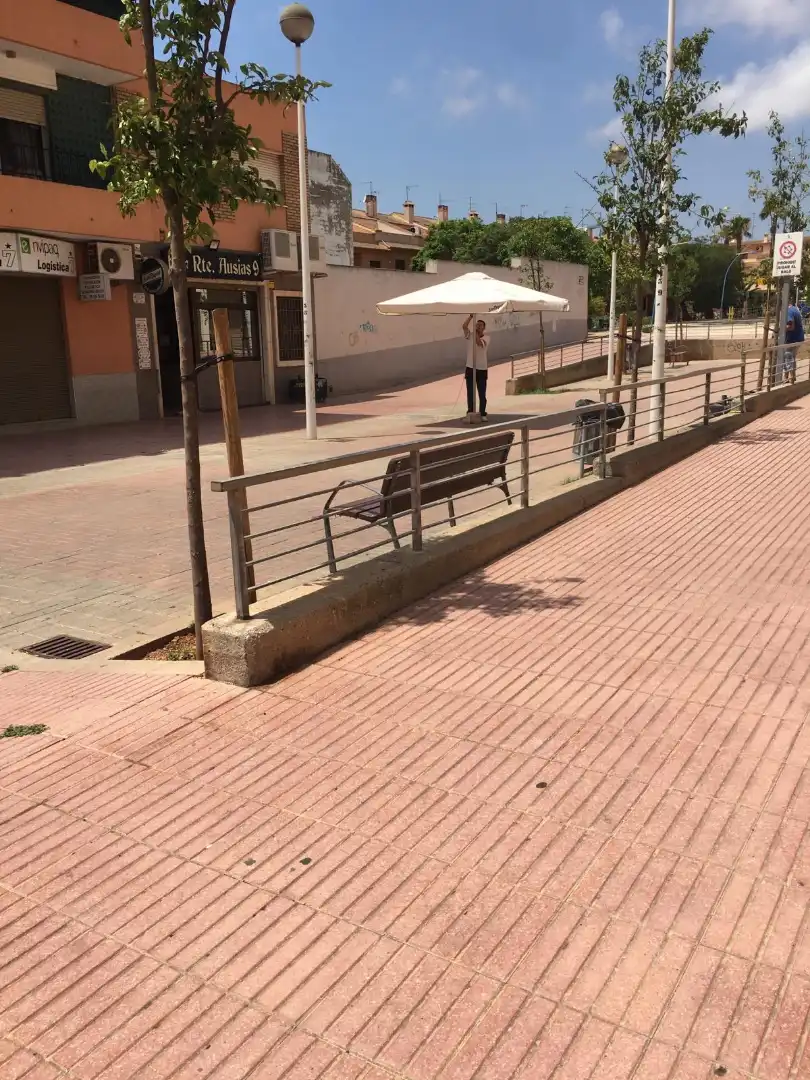Business premises for sale in Zona Alta, imagen 3