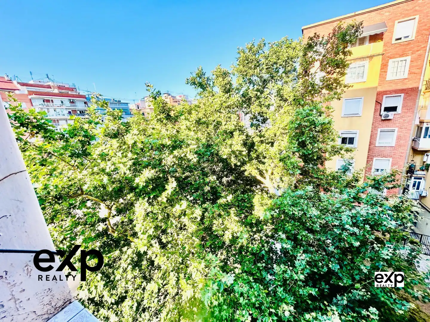 Terraza de Piso en venta en Valencia con Alarma