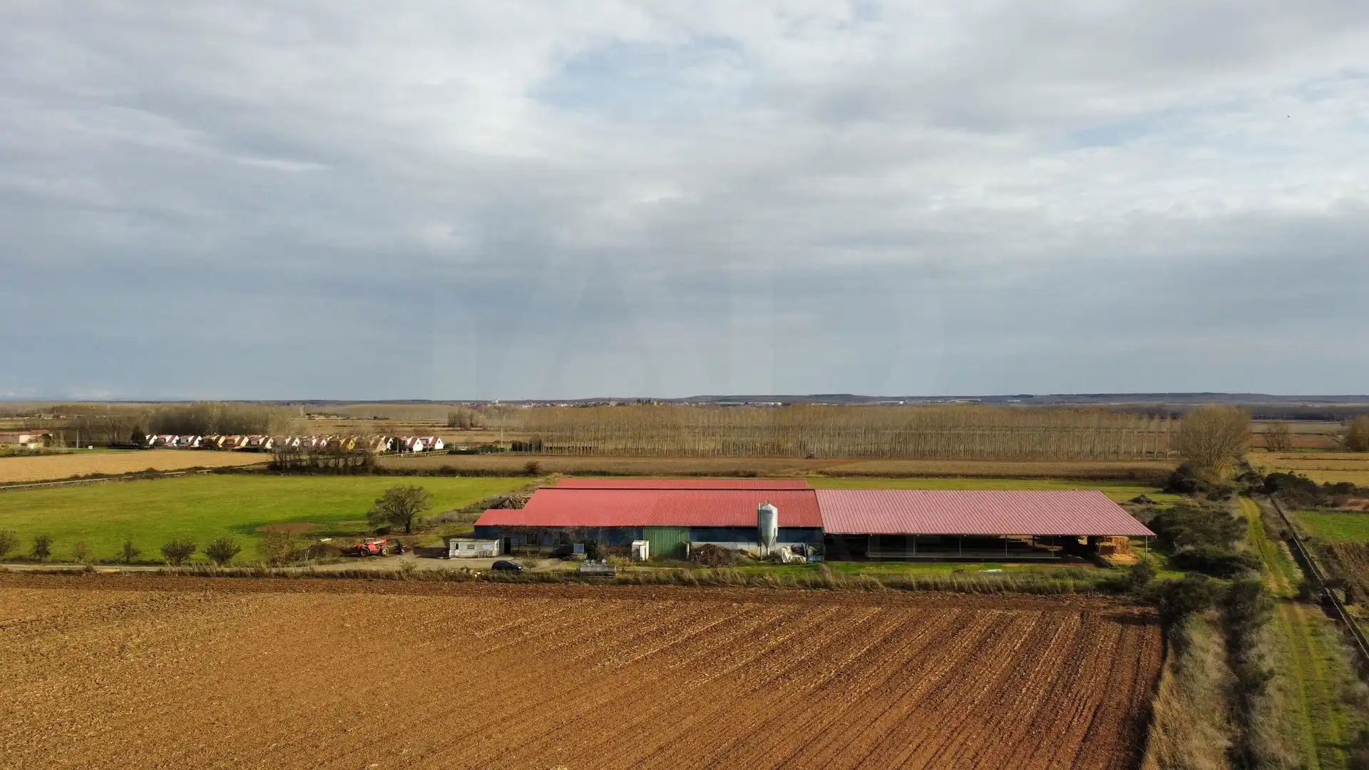 Terreno en venta en San Millán de los Caballeros