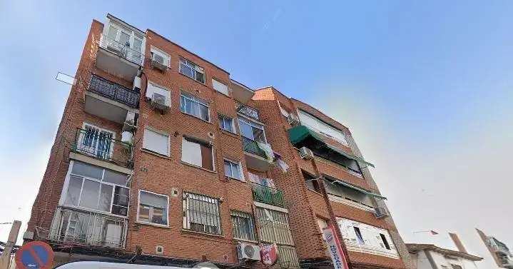 Vista exterior de Piso en venta en Móstoles