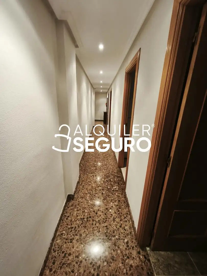 Flat for rent in Zaragoza, Zaragoza