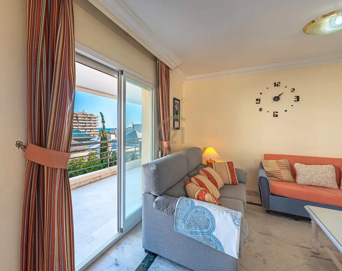 Apartament amb terrassa en venda a Calle Ramón Areces, imagen 9