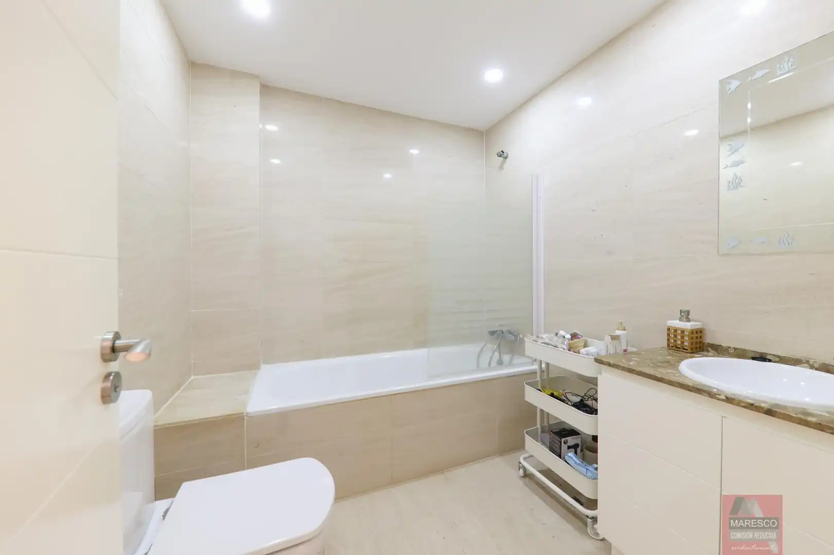 Badezimmer von Einfamilien-Reihenhaus zum Verkauf in Mijas mit Klimaanlage, Terrasse und Abstellraum