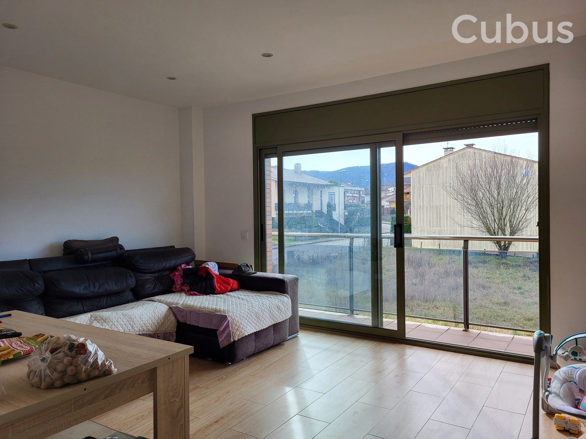 Living room of Single-family semi-detached for sale in Olot  with Balcony