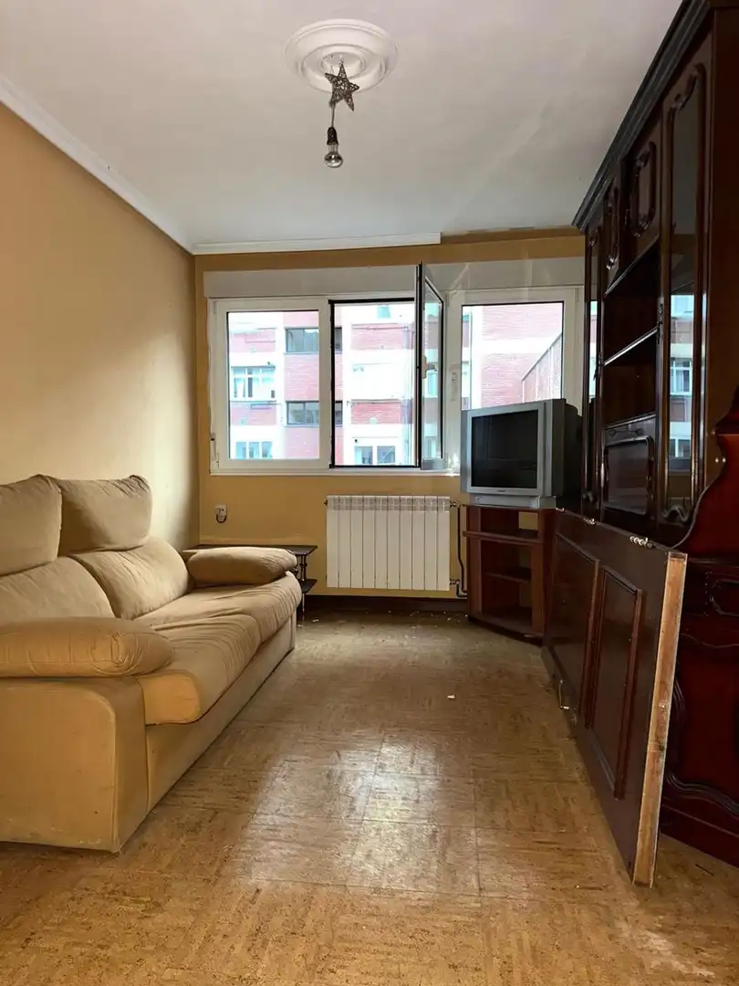 Living room of Flat for sale in Oviedo   with Heating and Swimming Pool