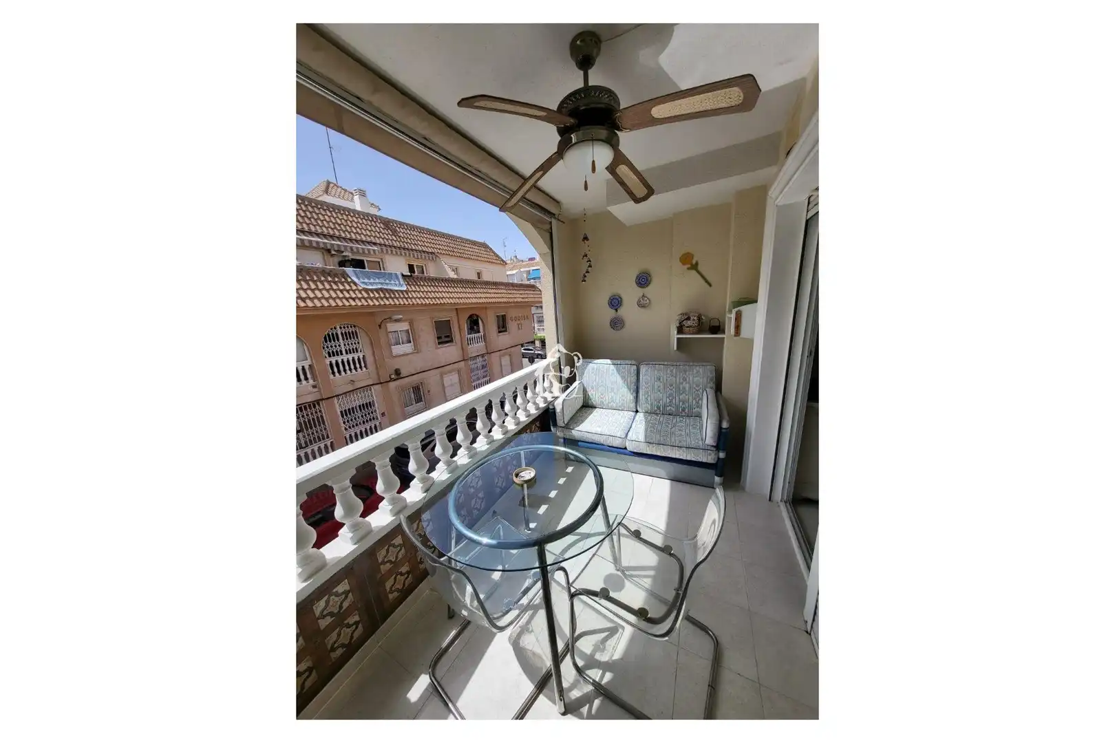 Terrassa de Apartament de lloguer en Torrevieja amb Aire condicionat, Terrassa i Moblat