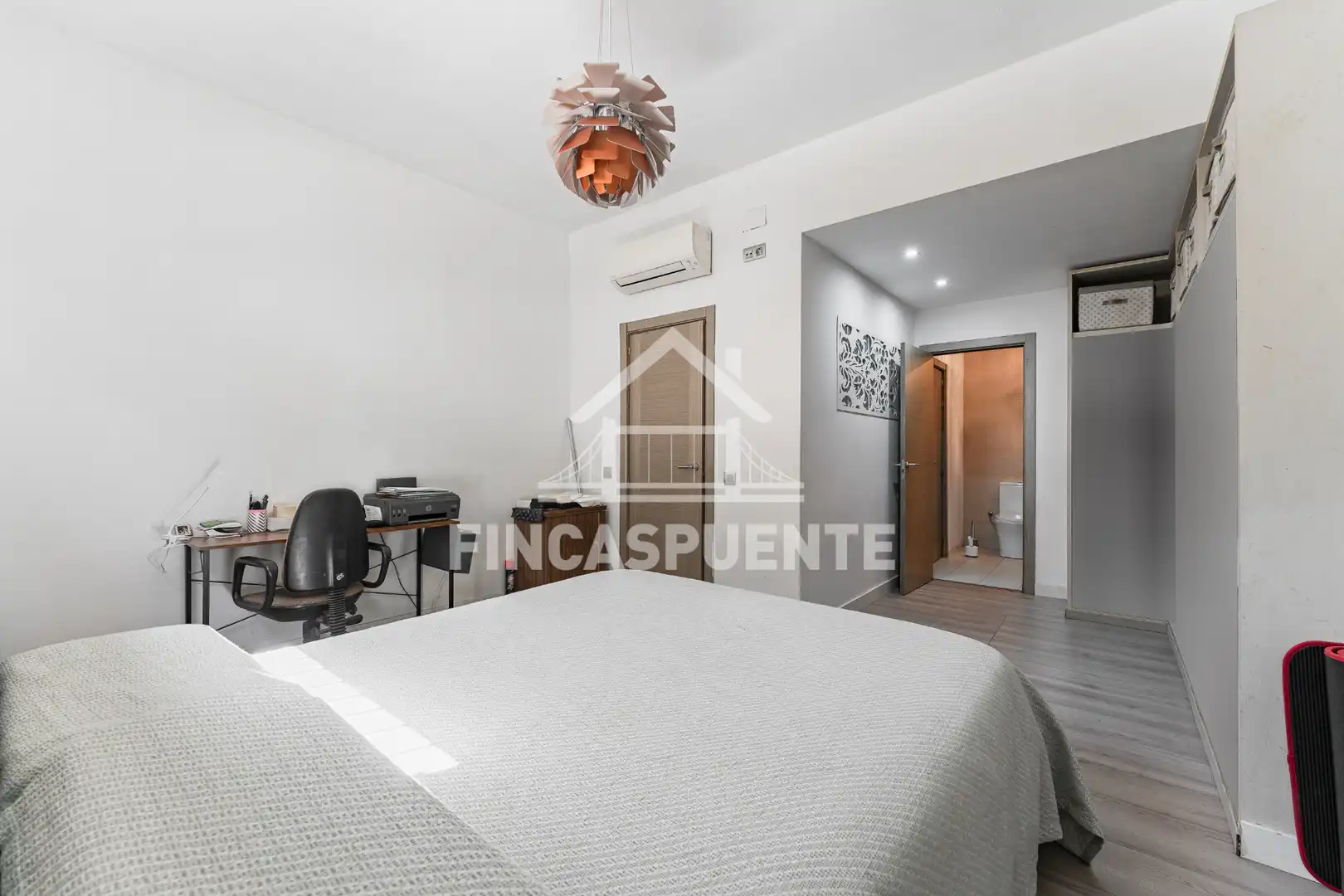 Habitación de Casa o chalet en venta en Tiana con Jardín privado, Terraza y Piscina