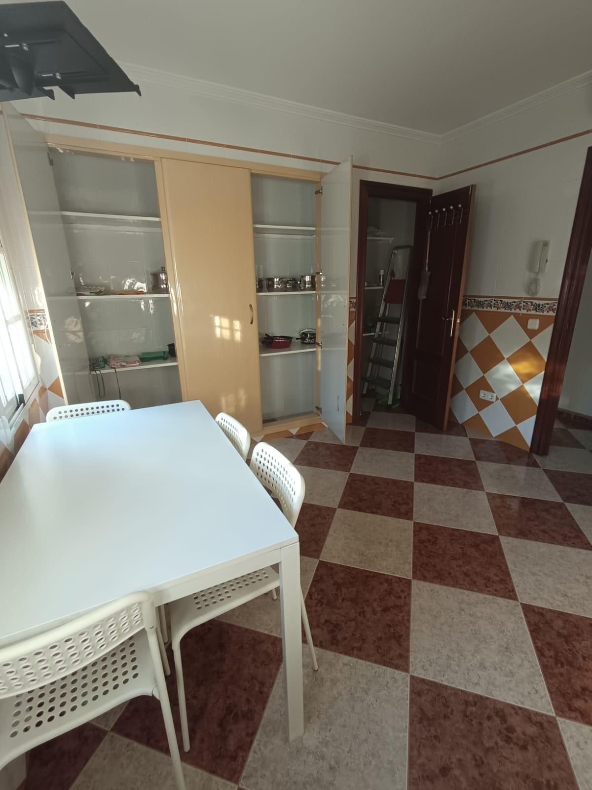 Cocina de Piso en venta en  Córdoba Capital con Aire acondicionado y Trastero