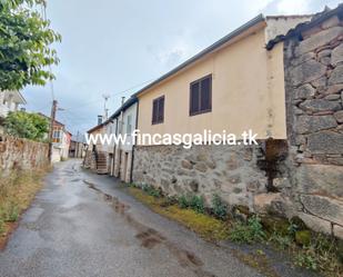 Exterior view of Single-family semi-detached for sale in Vilardevós