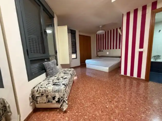 Schlafzimmer von Wohnung zum Verkauf in Benetússer mit Klimaanlage, Abstellraum und Balkon