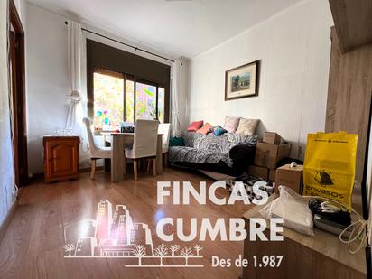 Living room of Flat for sale in  Barcelona Capital  with Air Conditioner and Parquet flooring