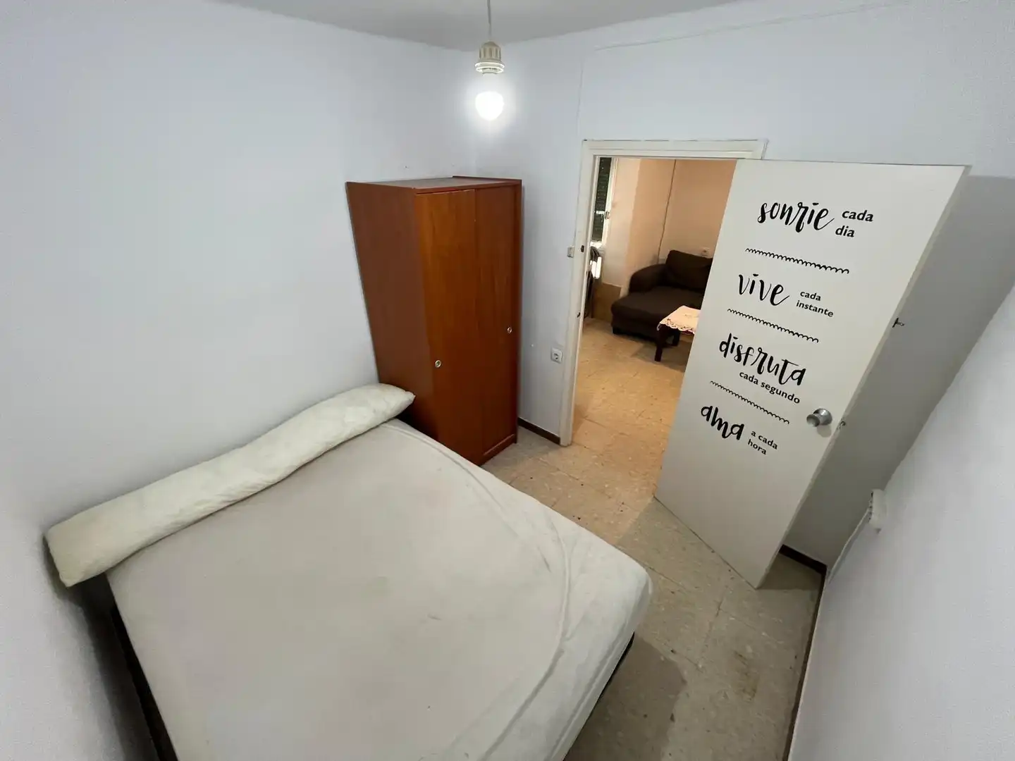 Bedroom of Flat for rent in Sevilla  with Air Conditioner and Furnished