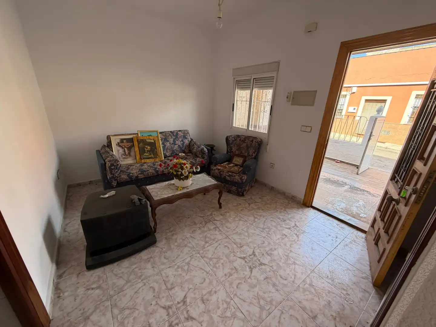 Terraced house with garden for sale in Calle Pontevedra 66, imagen 4