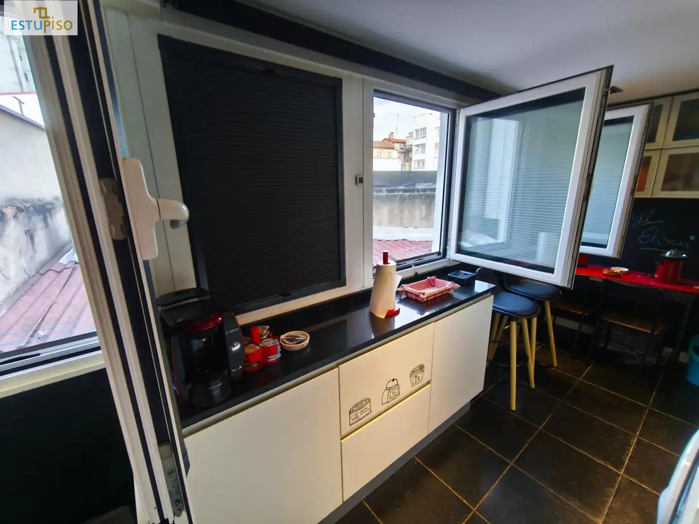 Cuina de Apartament en venda en Vitoria - Gasteiz amb Calefacció, Parquet i Traster