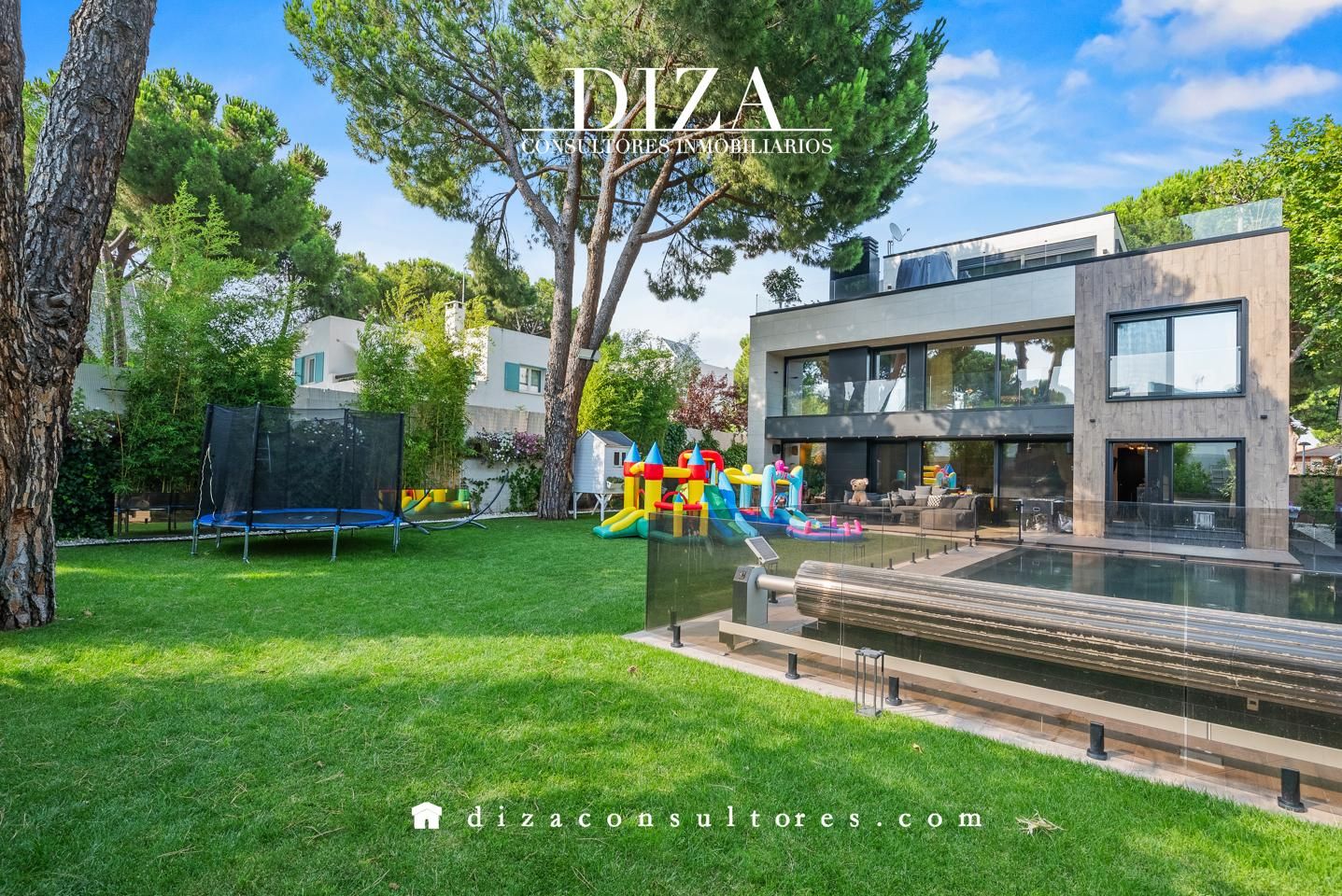 Jardí de Casa o xalet en venda en Pozuelo de Alarcón amb Aire condicionat, Calefacció i Terrassa