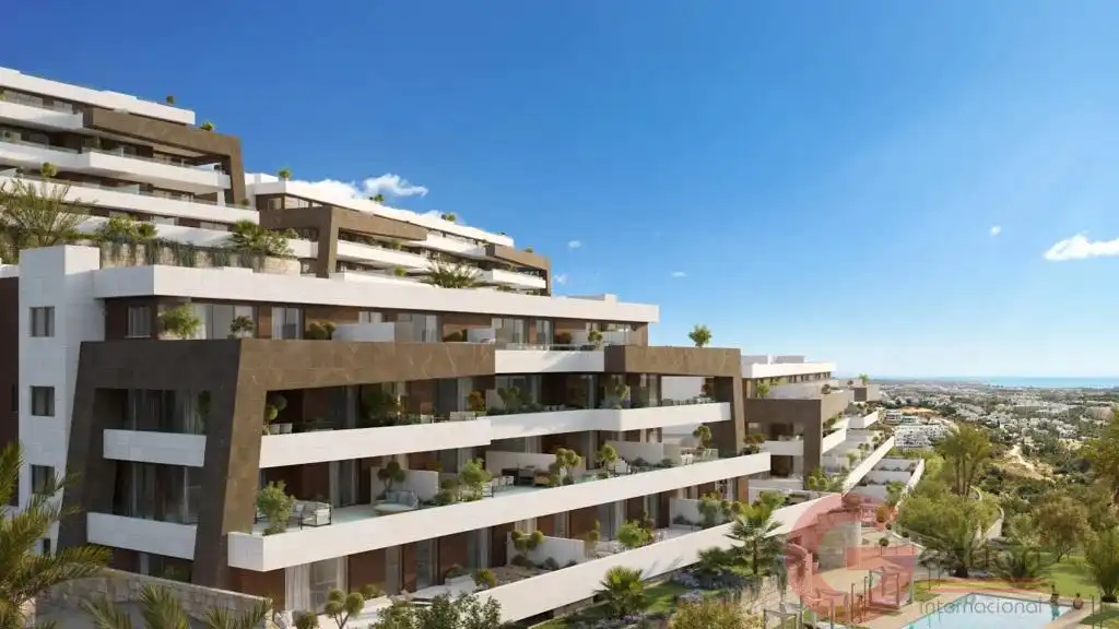 Apartament amb piscina en venda a Selwo, imagen 2