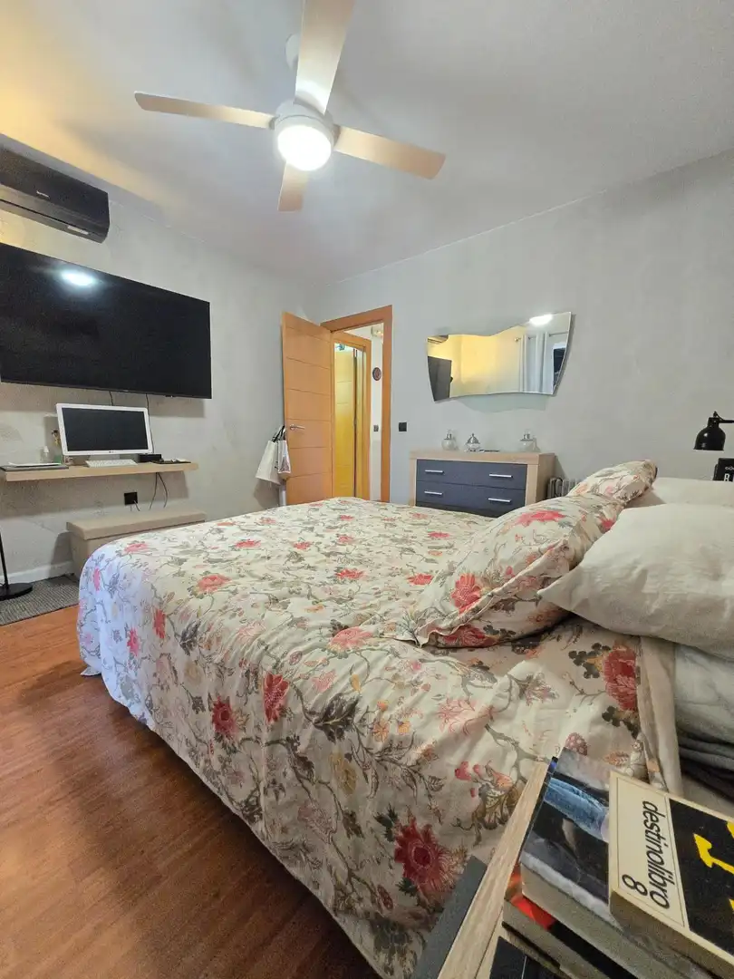 Dormitori de Casa adosada en venda en Alhaurín de la Torre amb Aire condicionat, Terrassa i Piscina comunitària