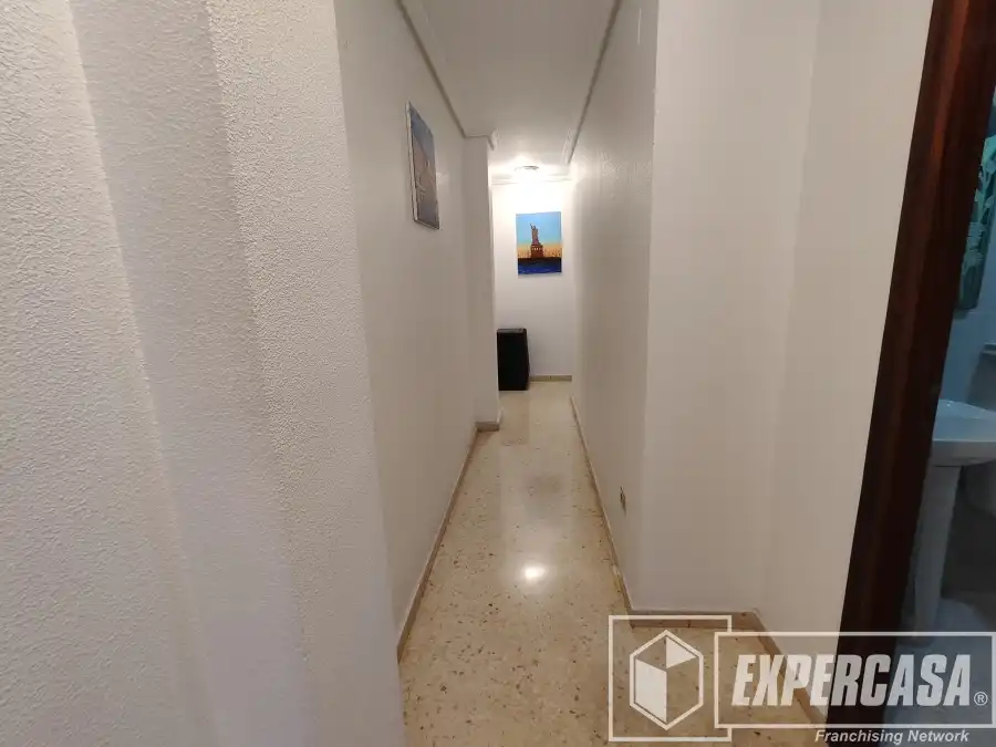 Flat for rent in Ensanche - Parque del Oeste