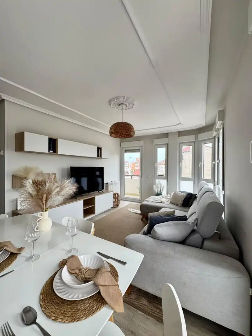 Sala de estar de Piso en venta en Noja con Calefacción y Terraza
