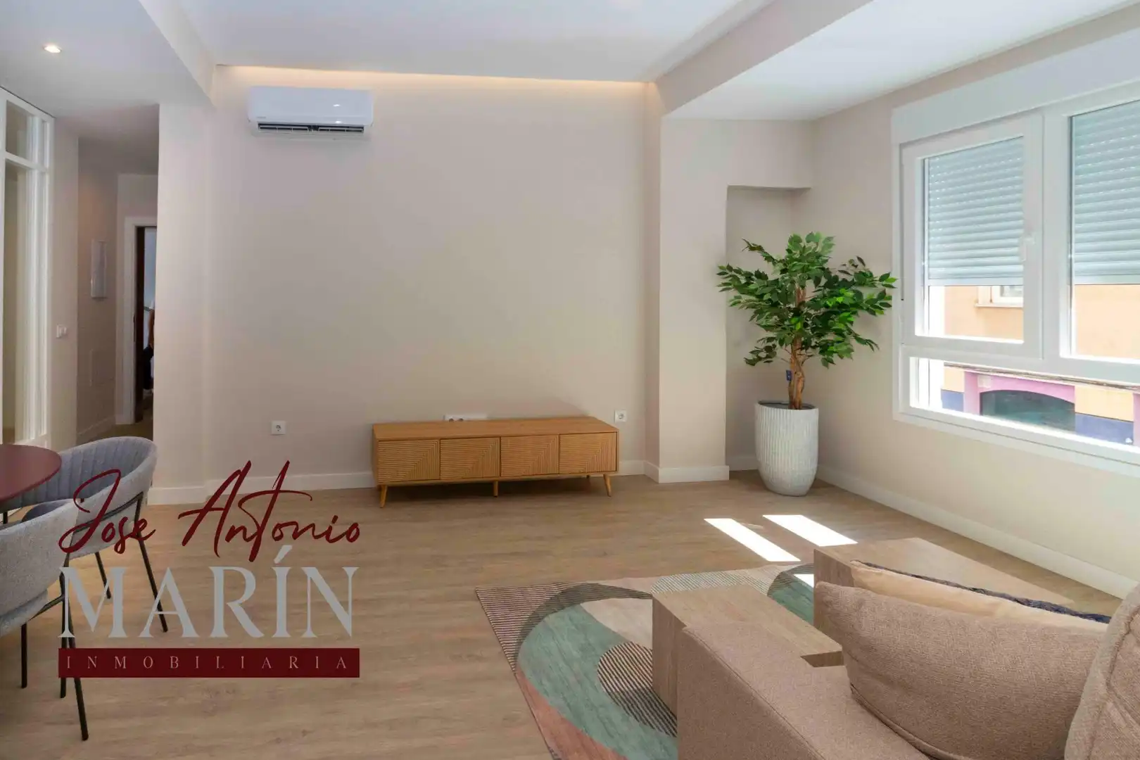 Sala d'estar de Apartament en venda en Badajoz amb Aire condicionat