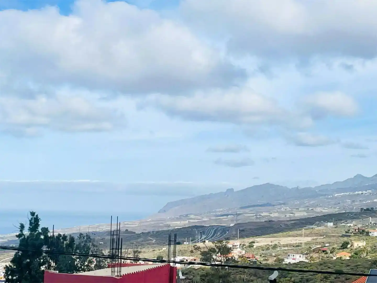 Vista exterior de Casa adosada en venda en Adeje amb Traster i Balcó