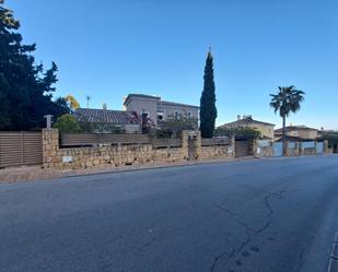 Vista exterior de Casa o xalet en venda en Manilva amb Terrassa i Piscina