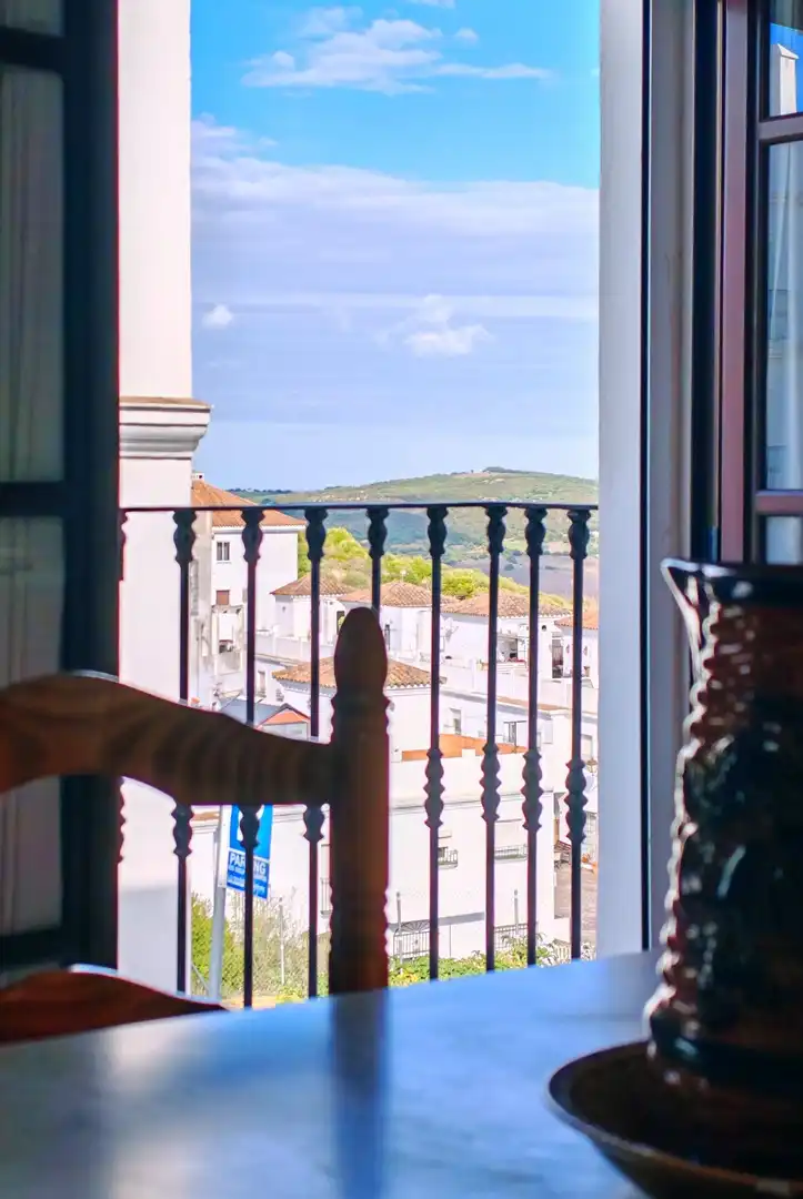 Vista exterior de Casa o xalet en venda en Vejer de la Frontera amb Aire condicionat, Terrassa i Moblat