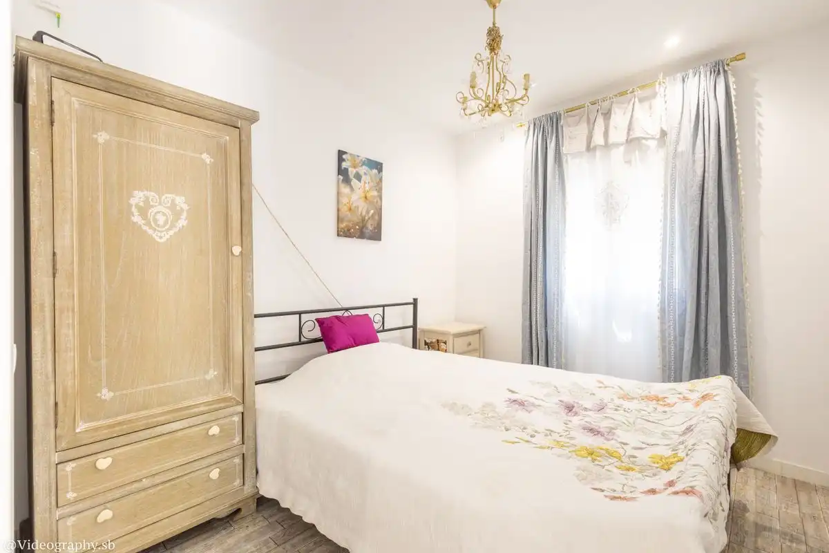 Dormitori de Casa o xalet en venda en El Escorial amb Calefacció i Jardí privat