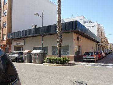 Terreno residencial en venta en Carrer Mestre Serrano 23