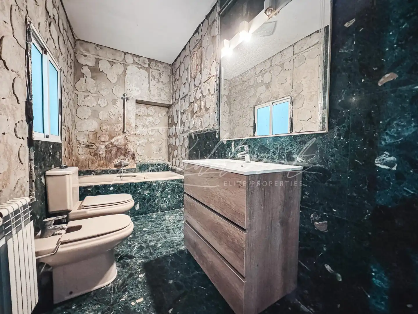 Bathroom of Flat for sale in Tarragona  with Heating and Balcony